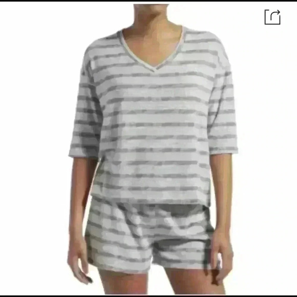 Kendall + Kylie Striped Knit V-Neck Top - Picture 2 of 8